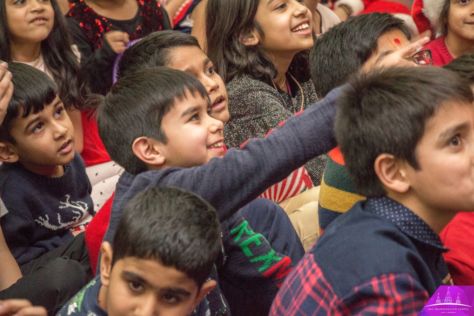 ©1987-2017 SKS Swaminarayan Temple East London